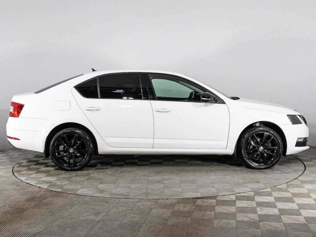 Купить Skoda Octavia с пробегом. Фото: #3