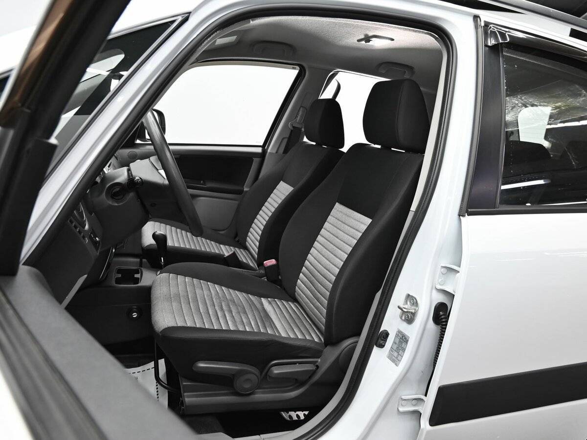 Купить Suzuki SX4 с пробегом. Фото: #5