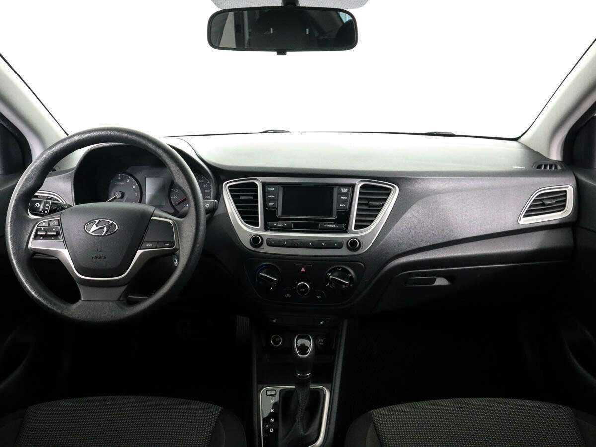 Купить Hyundai Solaris с пробегом. Фото: #9