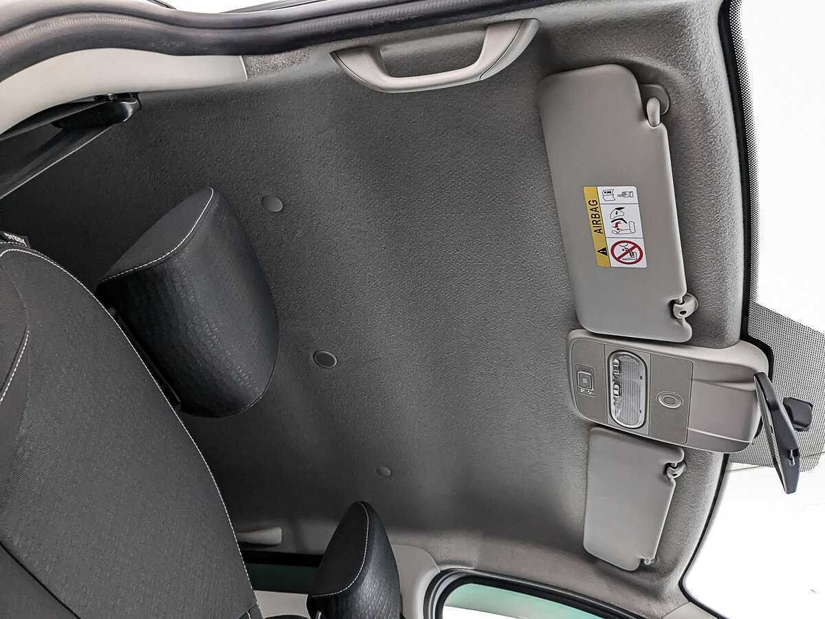 Купить Nissan Terrano с пробегом. Фото: #21