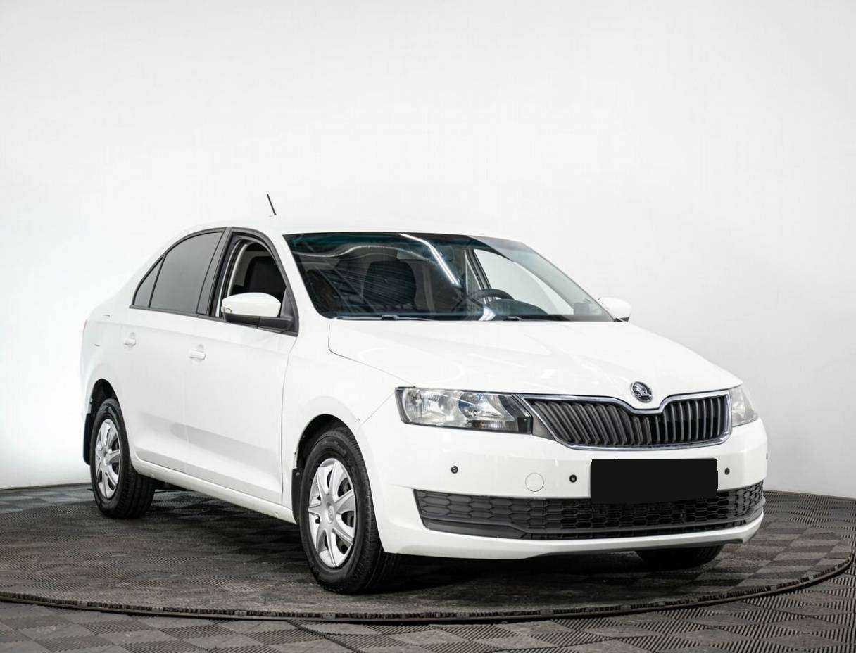 Купить Skoda Rapid с пробегом. Фото: #2