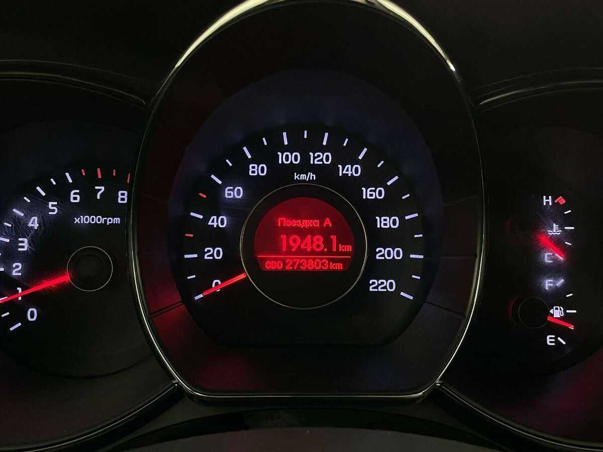 Купить Kia Rio с пробегом. Фото: #10