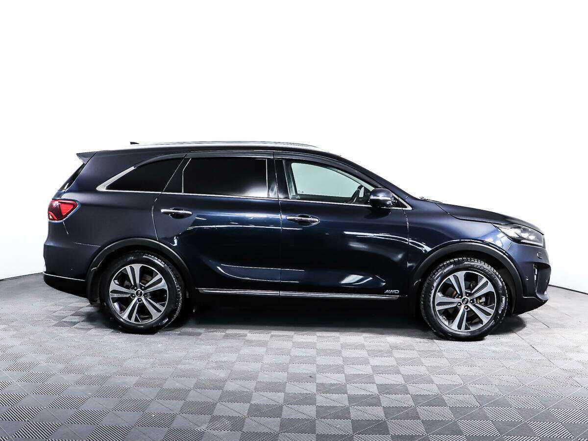 Купить Kia Sorento с пробегом. Фото: #3