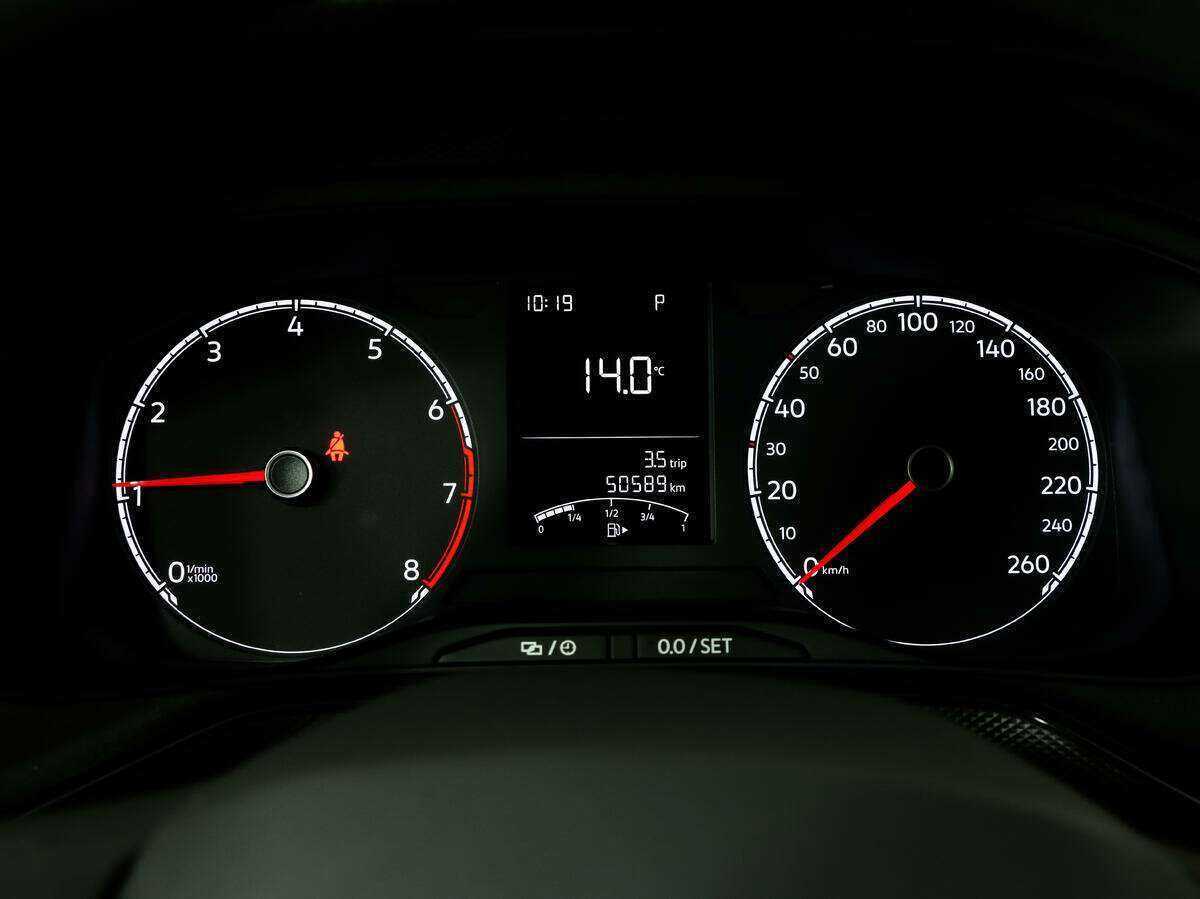 Купить Volkswagen Polo с пробегом. Фото: #14