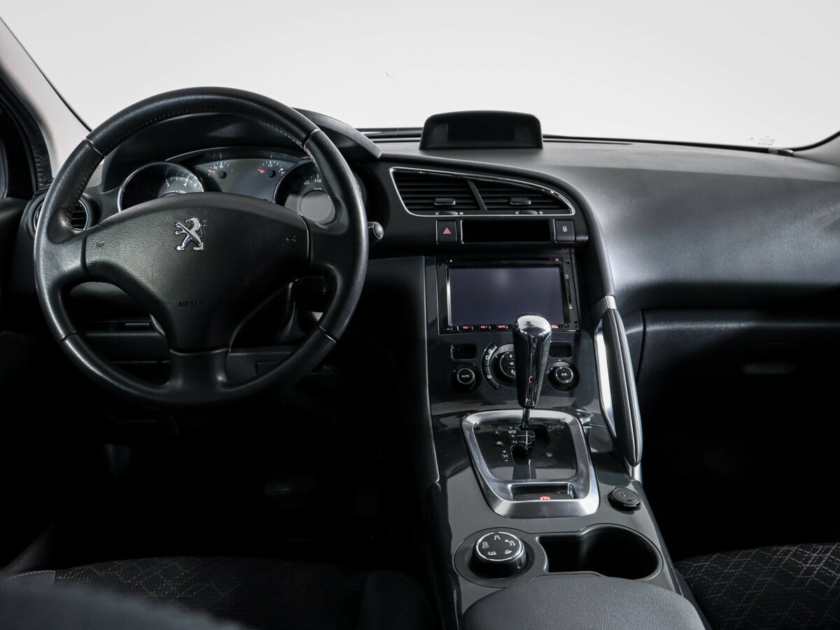 Купить Peugeot 3008 с пробегом. Фото: #9