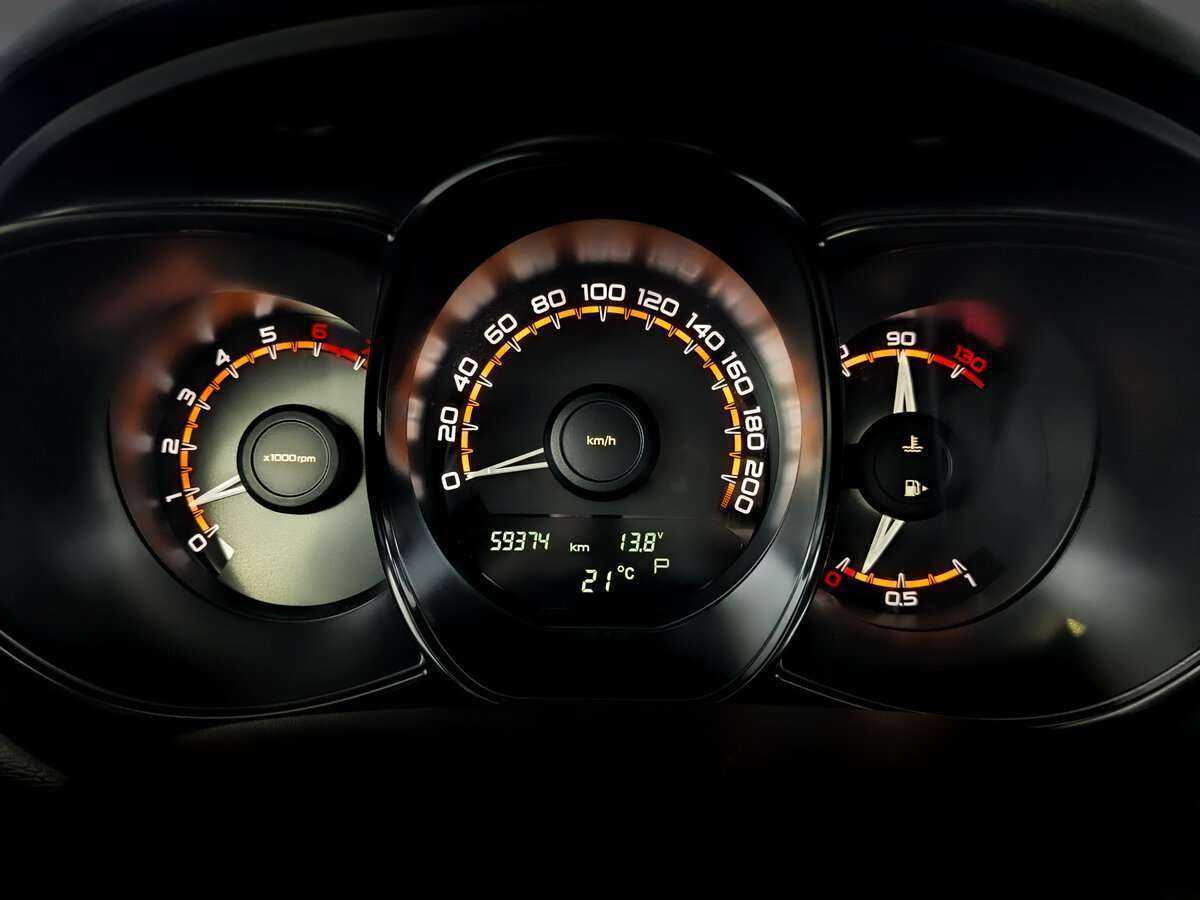 Купить Lada (ВАЗ) Vesta с пробегом. Фото: #10