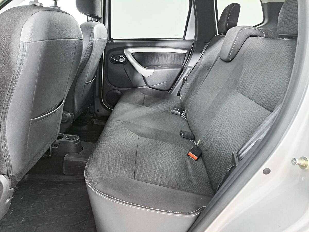 Купить Nissan Terrano с пробегом. Фото: #10