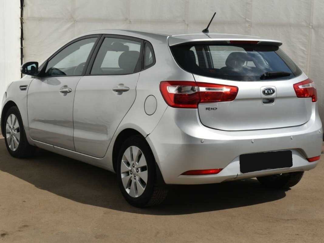 Купить Kia Rio с пробегом. Фото: #4