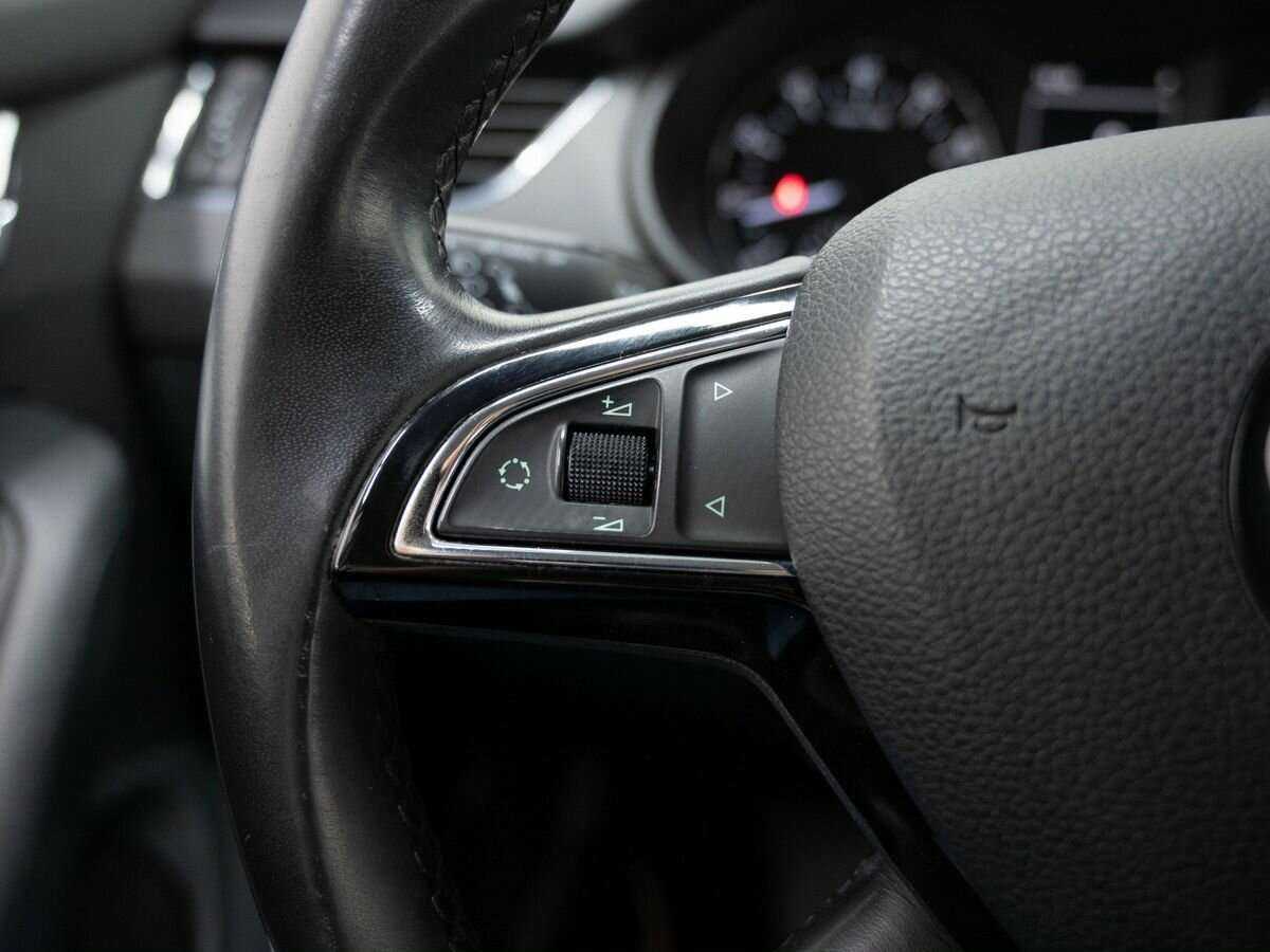 Купить Skoda Octavia с пробегом. Фото: #18