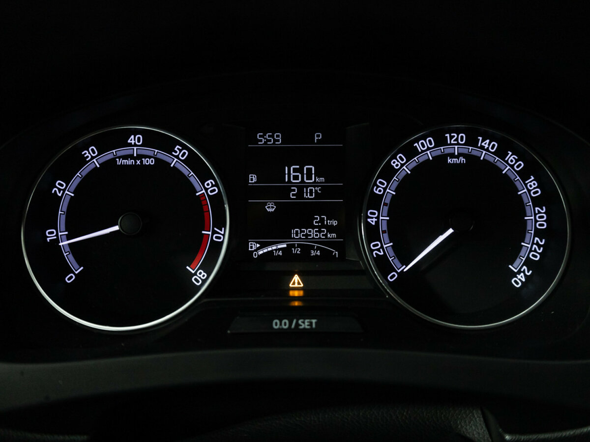 Купить Skoda Rapid с пробегом. Фото: #11