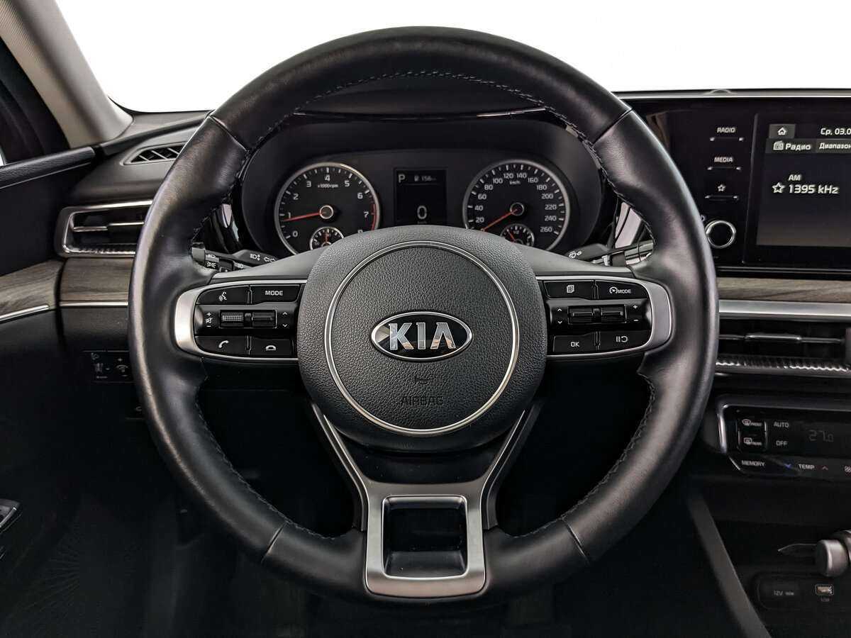 Купить Kia K5 с пробегом. Фото: #17