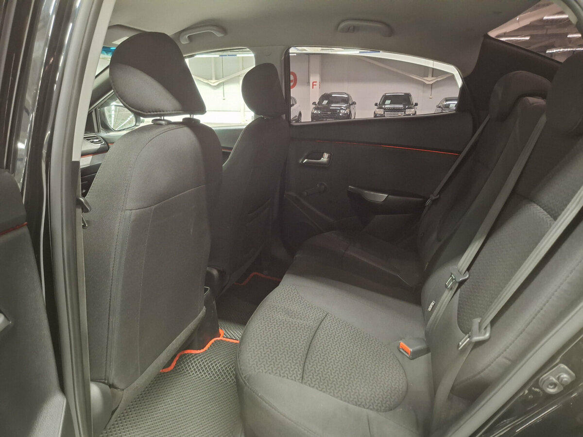Купить Kia Rio с пробегом. Фото: #11