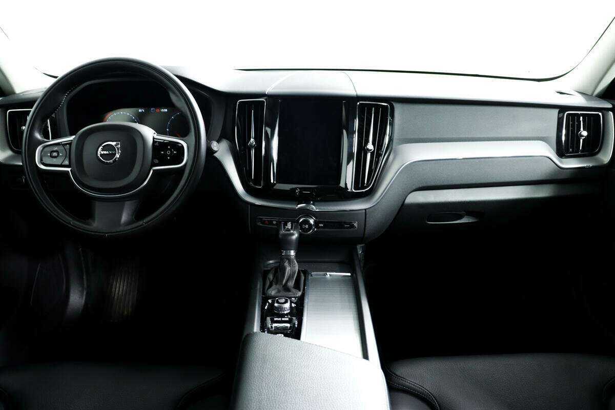 Купить Volvo XC60 с пробегом. Фото: #10