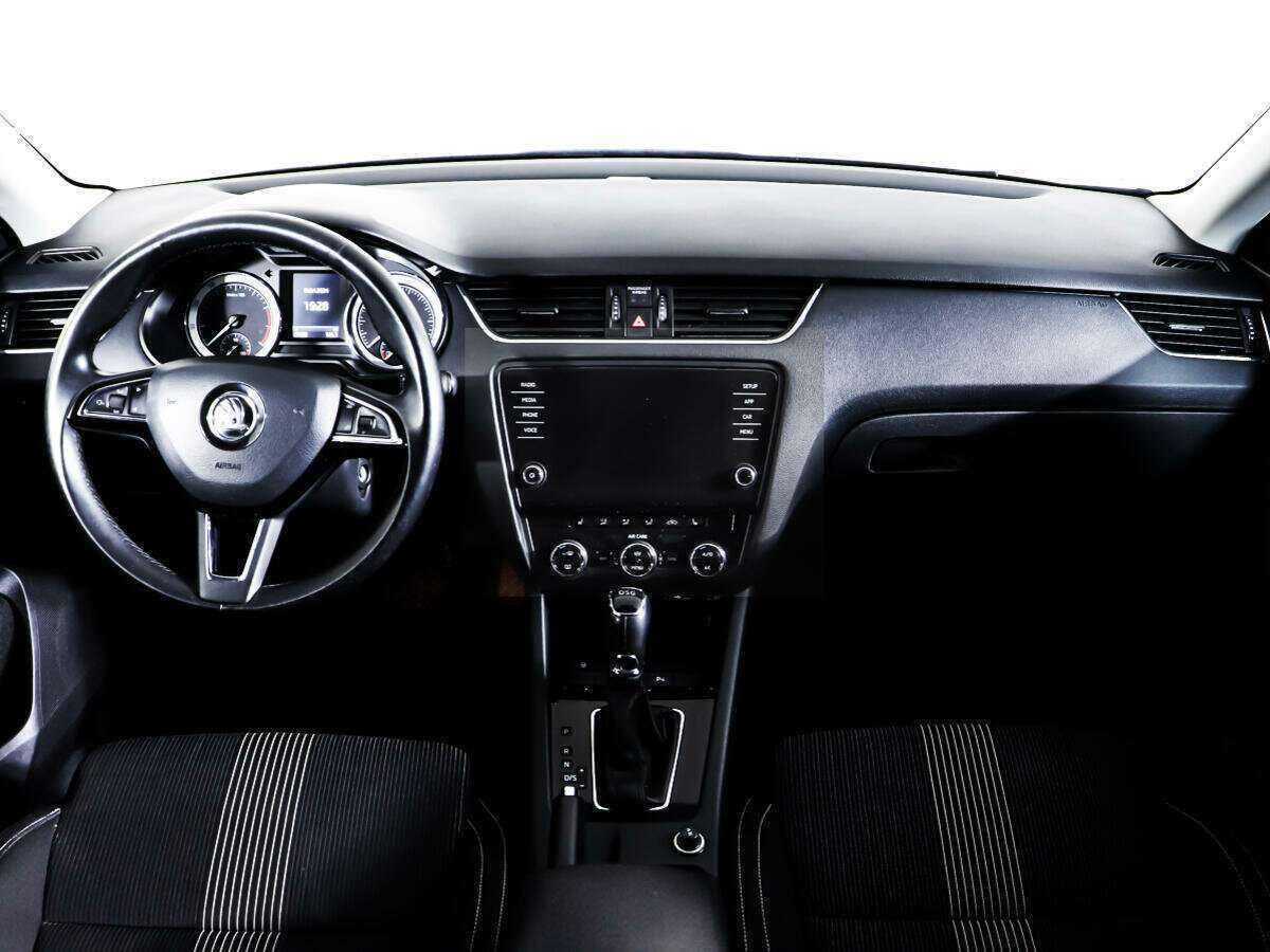 Купить Skoda Octavia с пробегом. Фото: #11