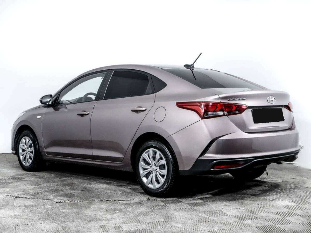 Купить Hyundai Solaris с пробегом. Фото: #4