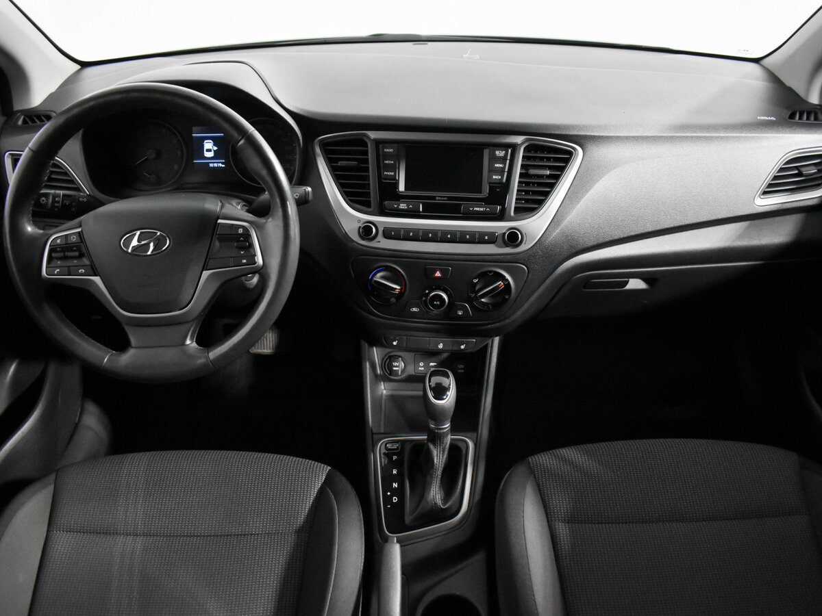 Купить Hyundai Solaris с пробегом. Фото: #12