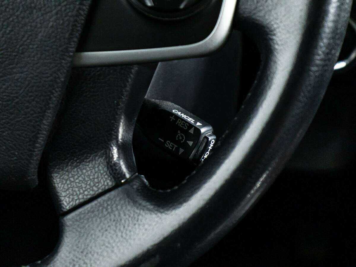 Купить Toyota Camry с пробегом. Фото: #20