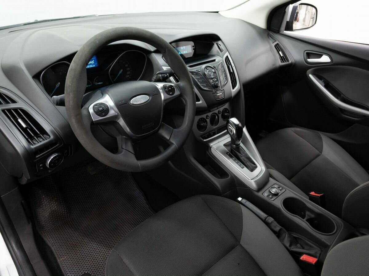 Купить Ford Focus с пробегом. Фото: #7