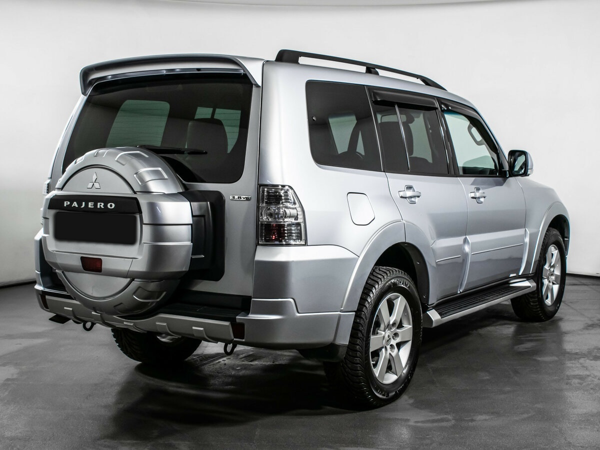 Купить Mitsubishi Pajero с пробегом. Фото: #4