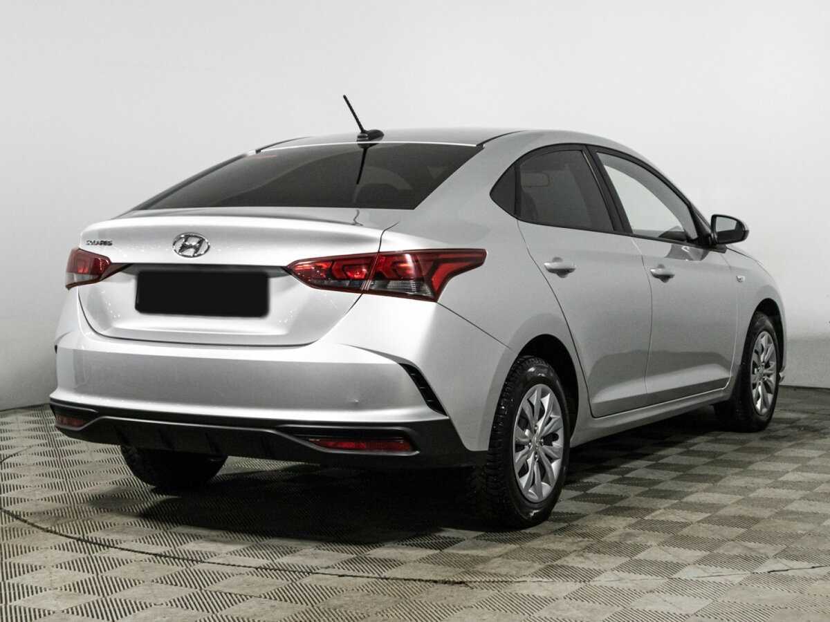 Купить Hyundai Solaris с пробегом. Фото: #4