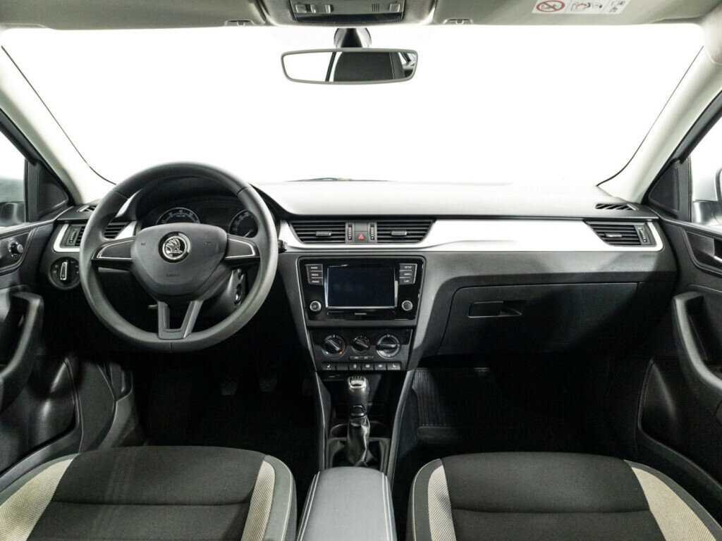 Купить Skoda Rapid с пробегом. Фото: #11