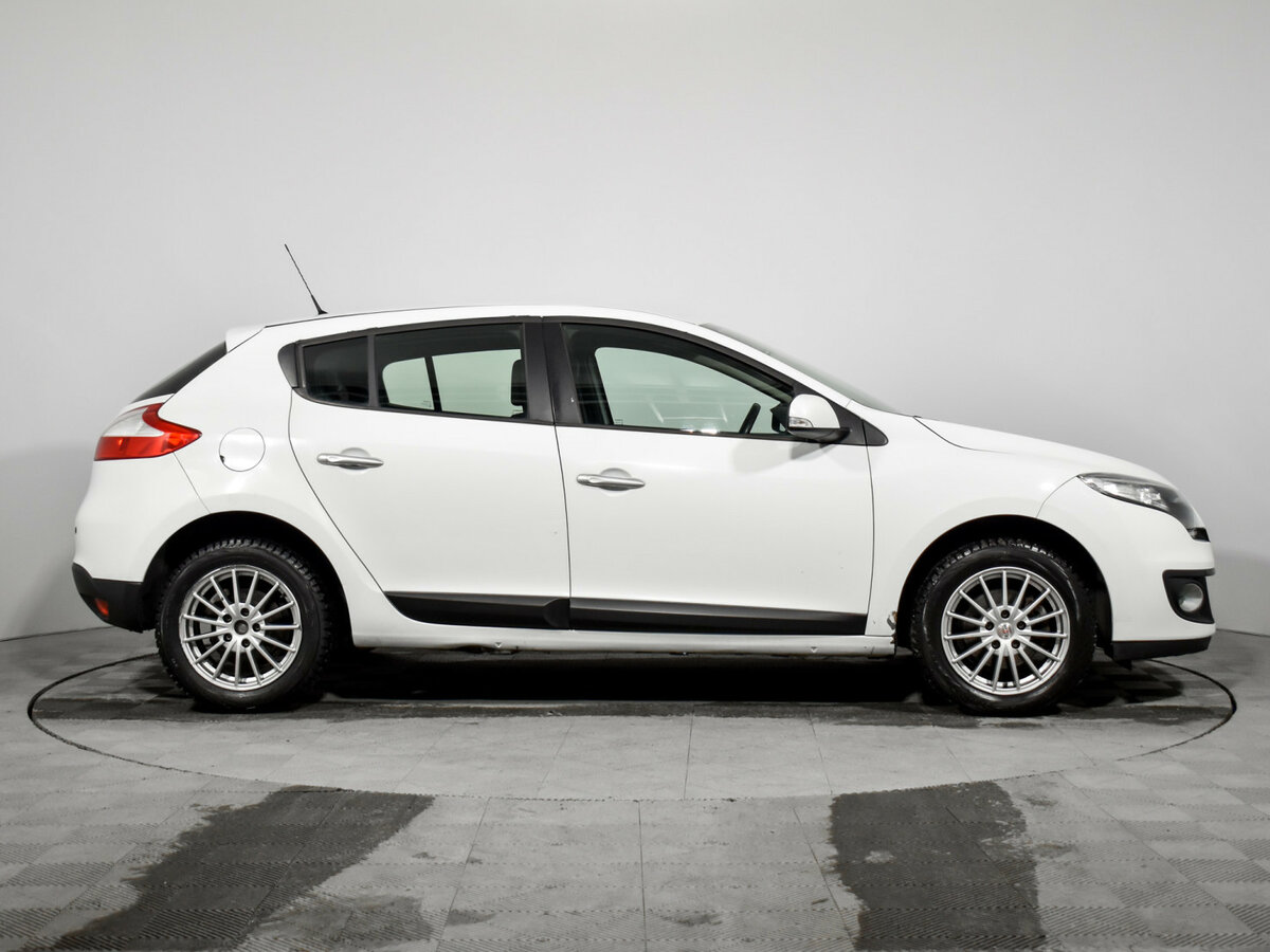 Купить Renault Megane с пробегом. Фото: #3
