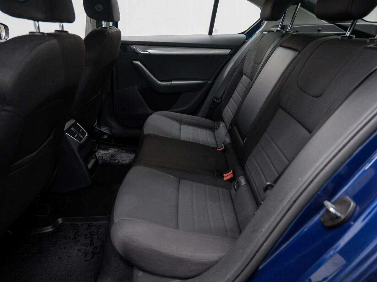 Купить Skoda Octavia с пробегом. Фото: #11