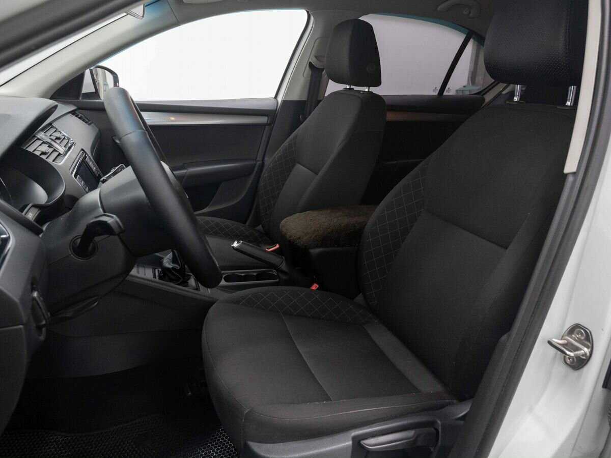 Купить Skoda Octavia с пробегом. Фото: #8