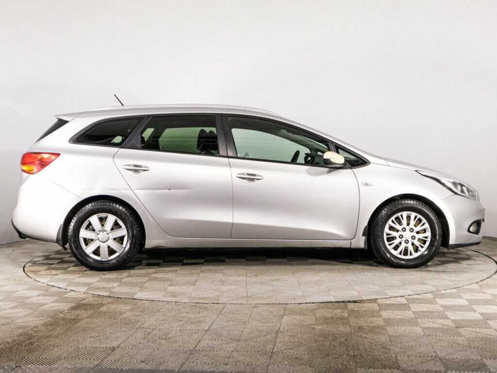 Купить Kia Ceed с пробегом. Фото: #3