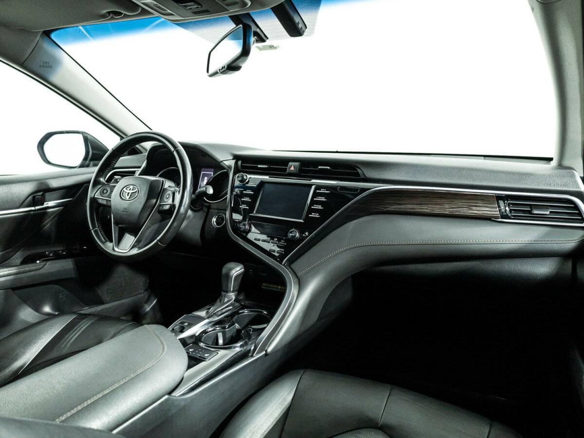 Купить Toyota Camry с пробегом. Фото: #6