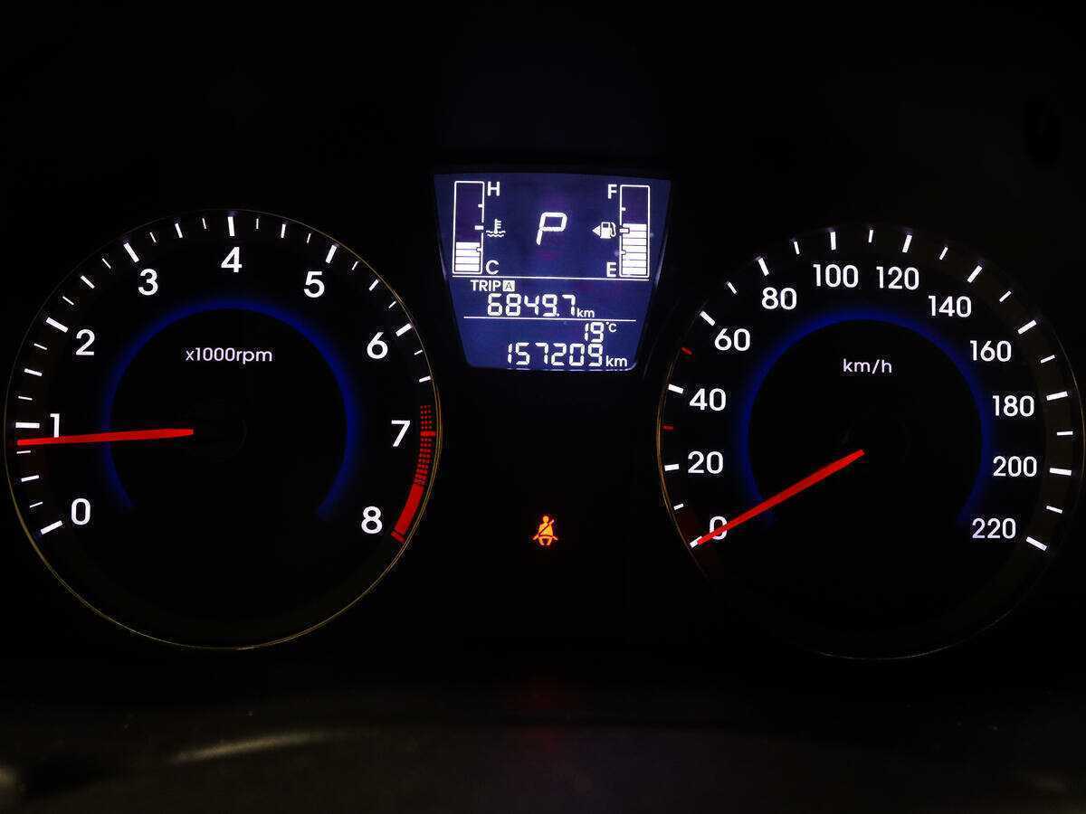 Купить Hyundai Solaris с пробегом. Фото: #8