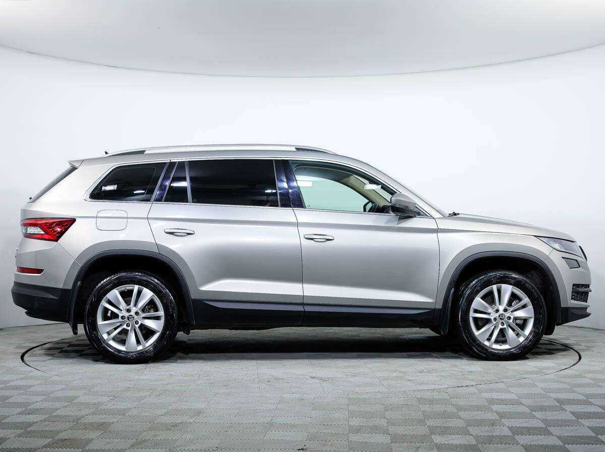Купить Skoda Kodiaq с пробегом. Фото: #2