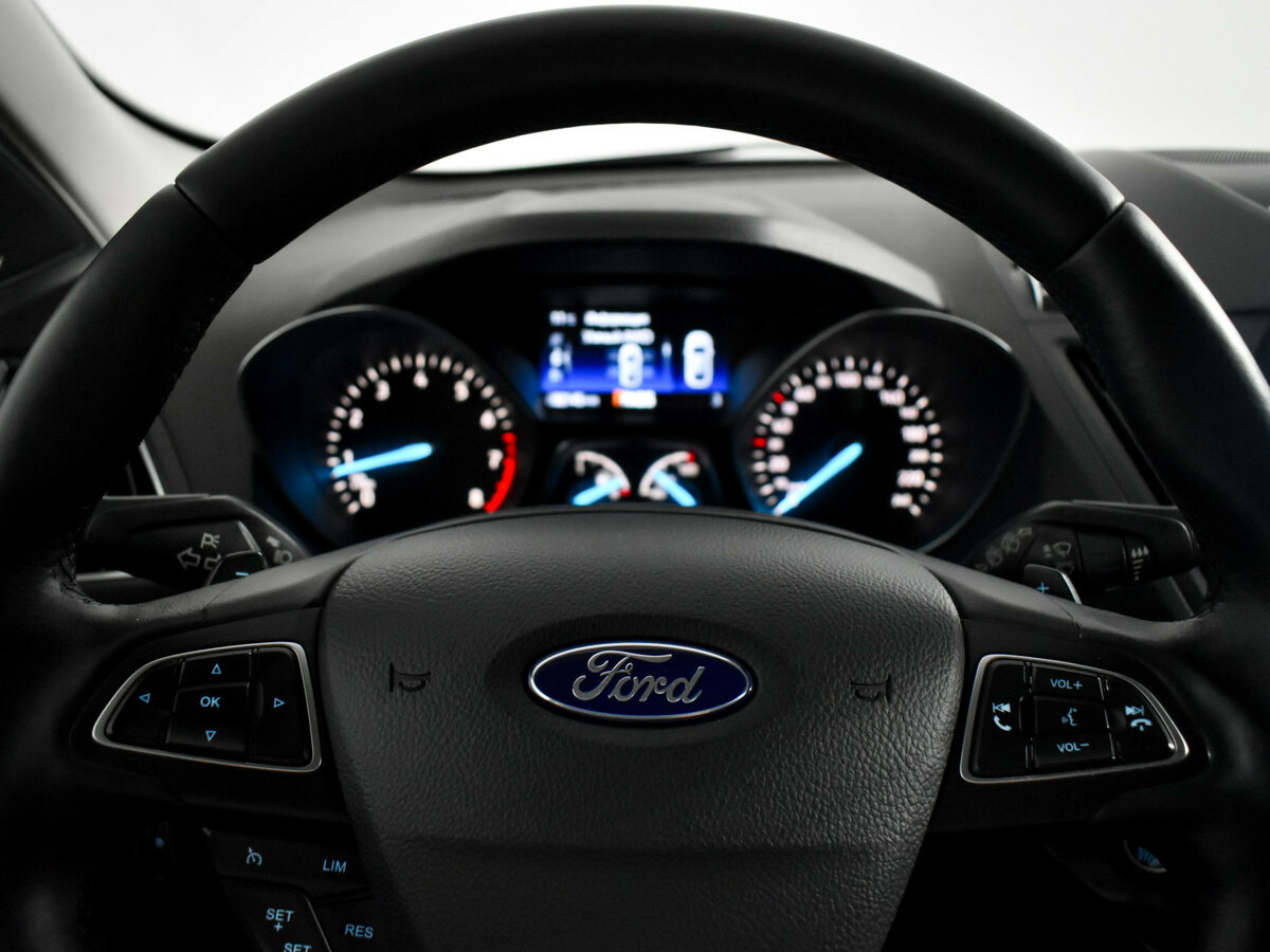 Купить Ford Kuga с пробегом. Фото: #15
