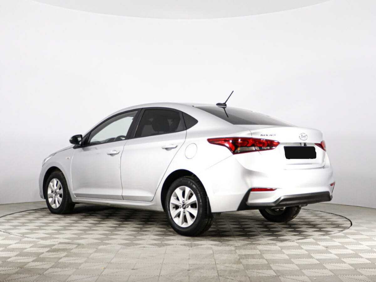 Купить Hyundai Solaris с пробегом. Фото: #6