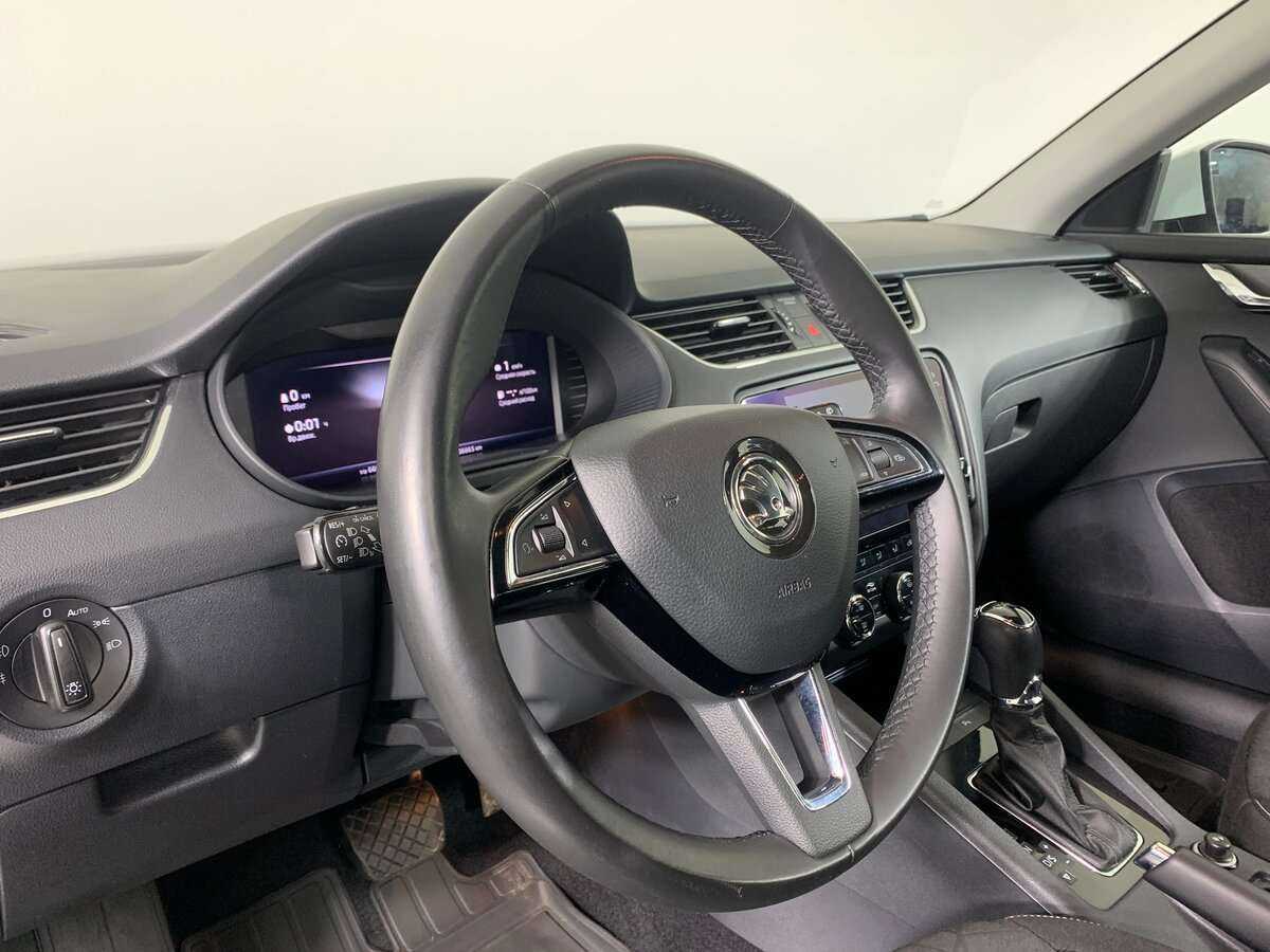 Купить Skoda Octavia с пробегом. Фото: #8