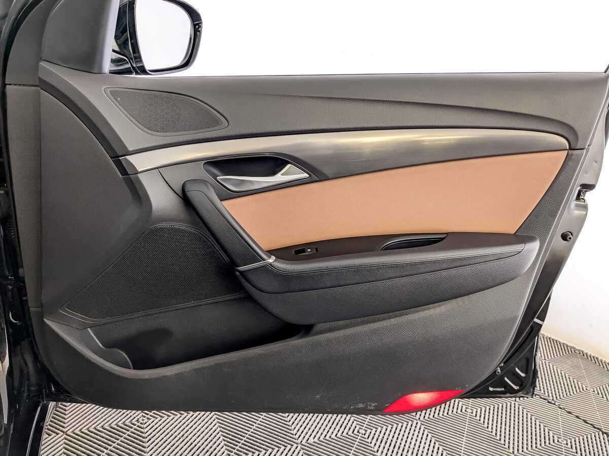 Купить Hyundai i40 с пробегом. Фото: #24