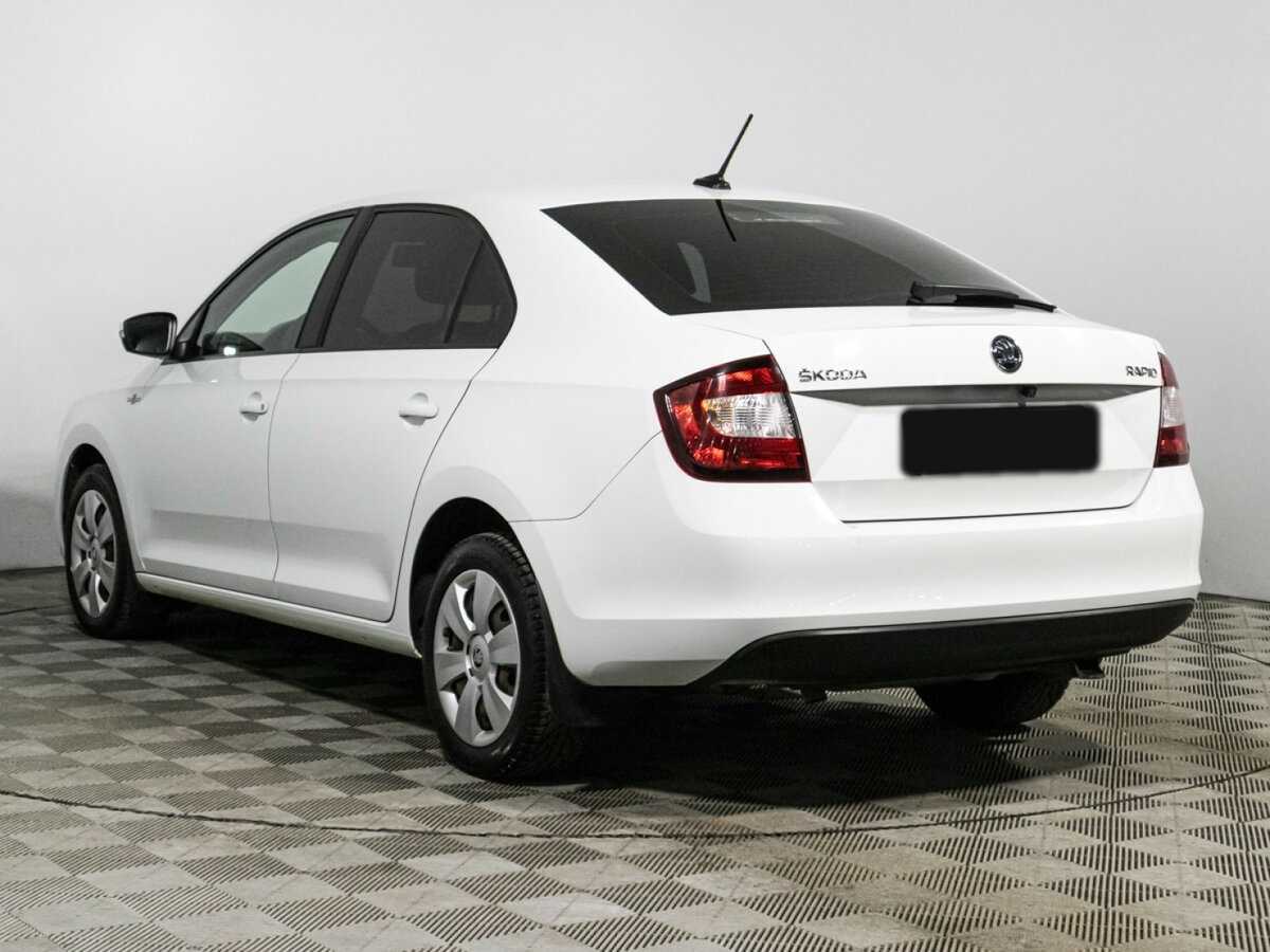 Купить Skoda Rapid с пробегом. Фото: #6