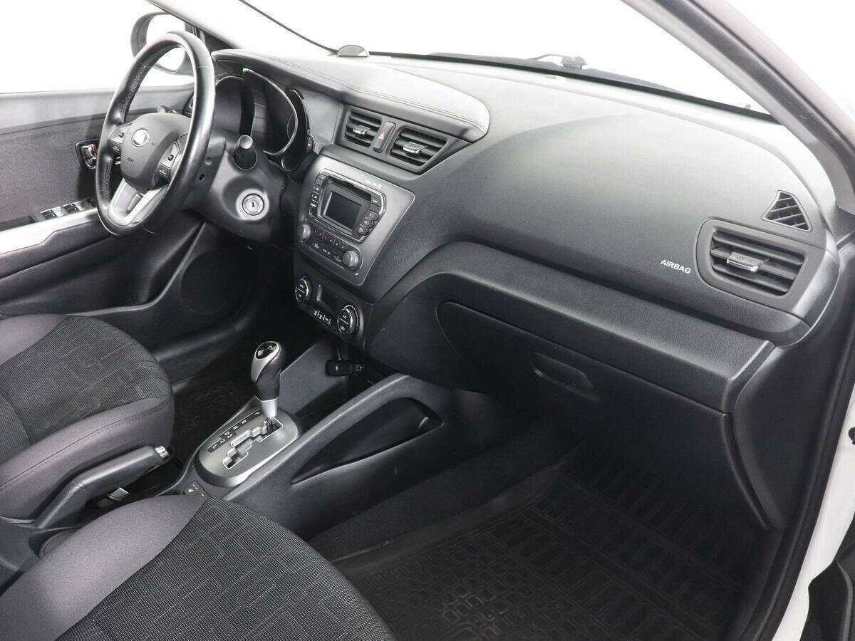Купить Kia Rio с пробегом. Фото: #9