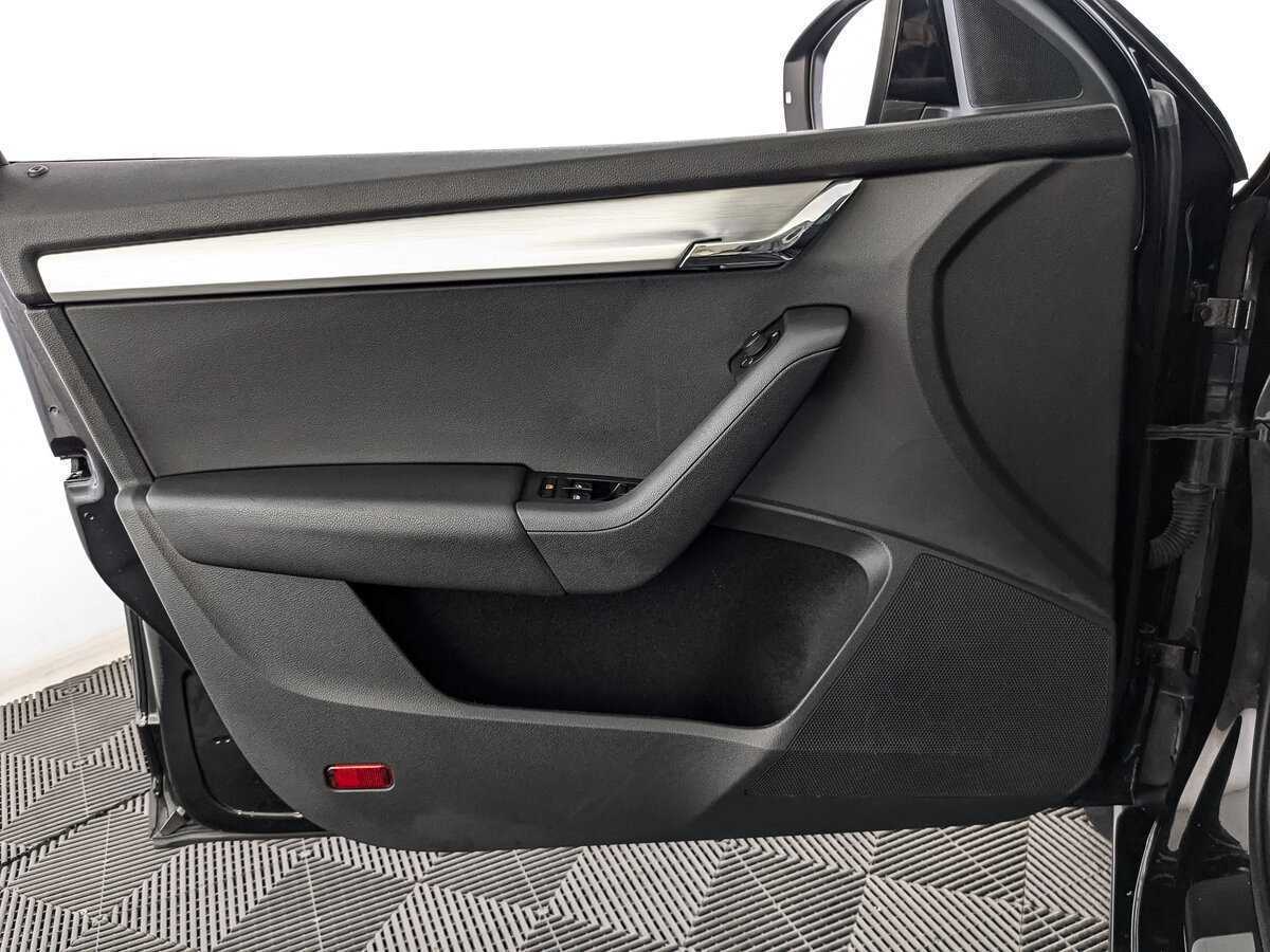 Купить Skoda Octavia с пробегом. Фото: #14