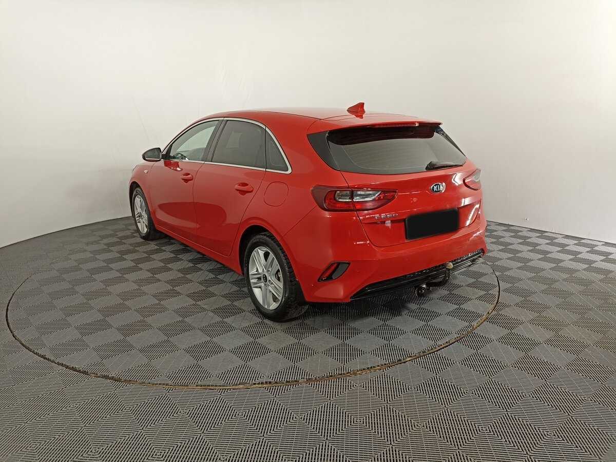 Купить Kia Ceed с пробегом. Фото: #5
