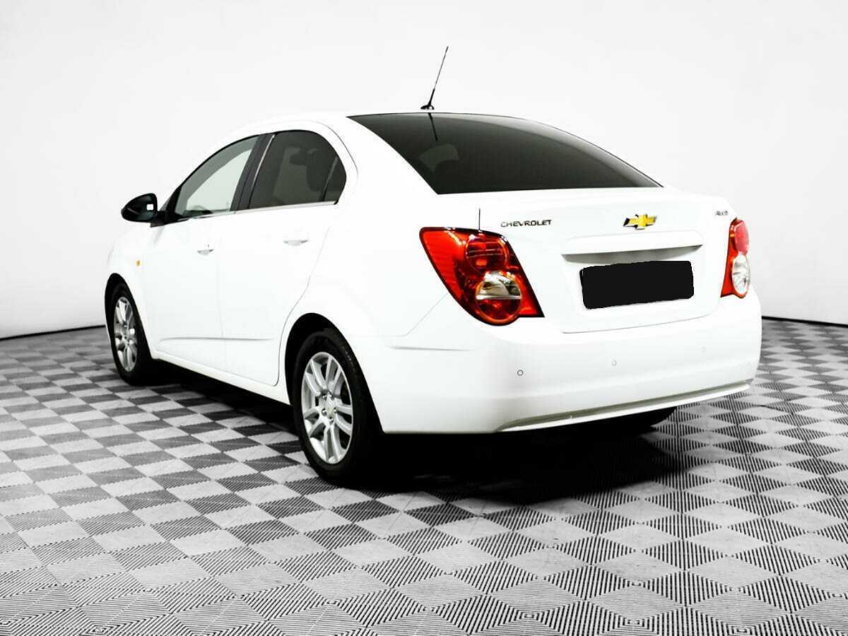 Купить Chevrolet Aveo с пробегом. Фото: #6