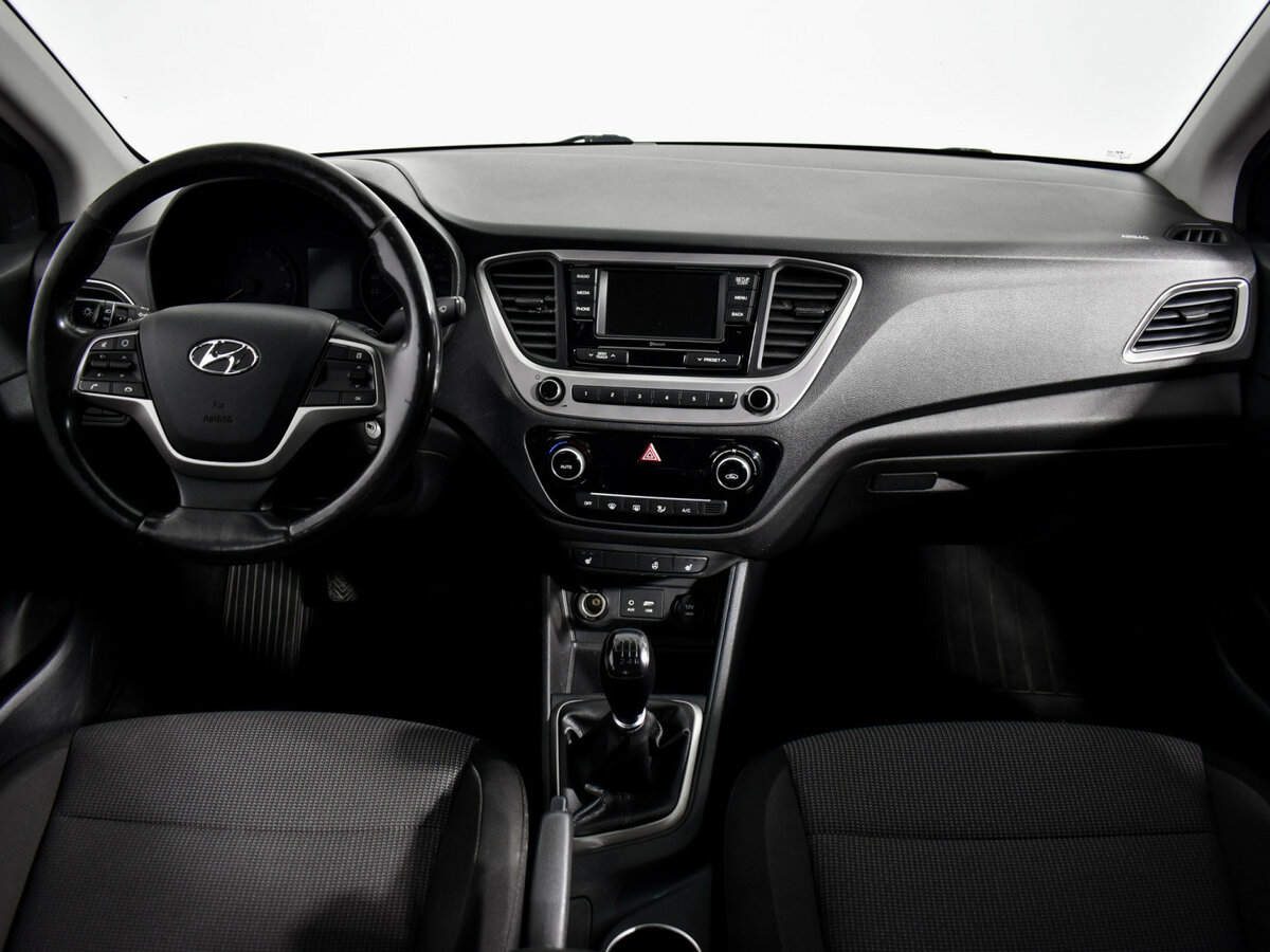 Купить Hyundai Solaris с пробегом. Фото: #12