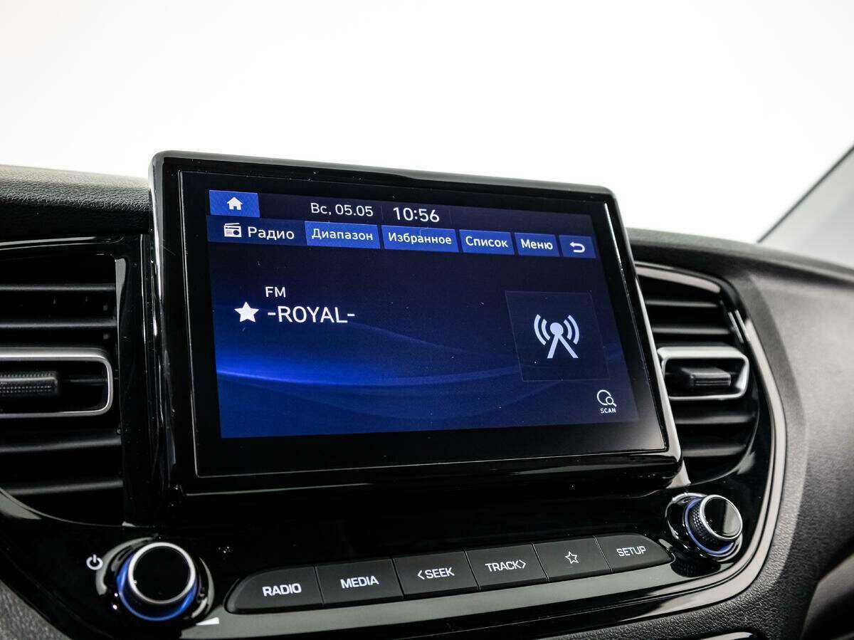 Купить Hyundai Solaris с пробегом. Фото: #14