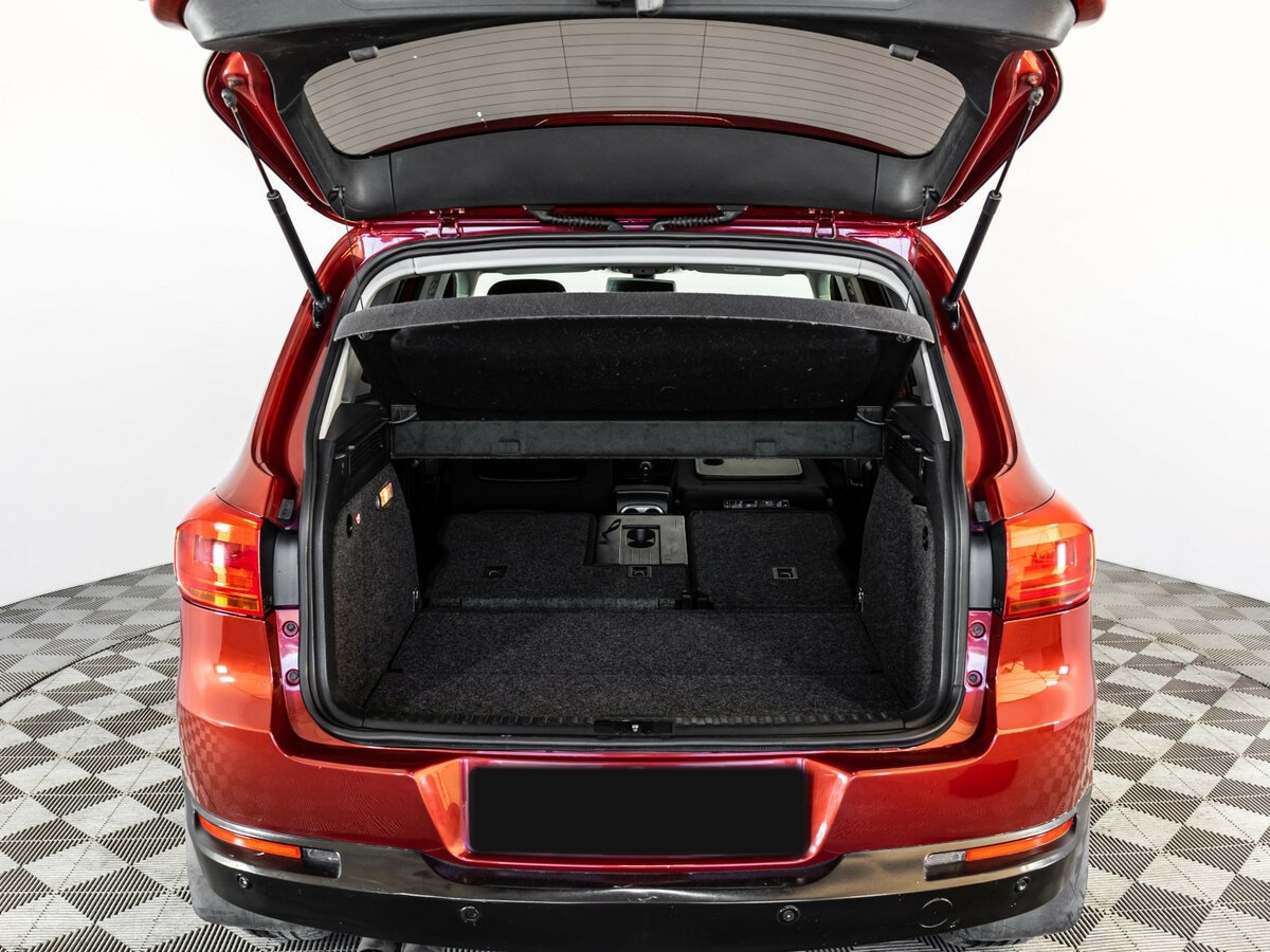 Купить Volkswagen Tiguan с пробегом. Фото: #21