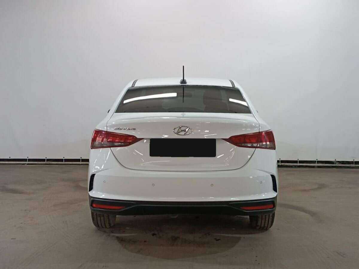 Купить Hyundai Solaris с пробегом. Фото: #5