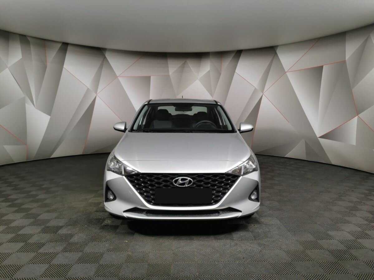 Купить Hyundai Solaris с пробегом. Фото: #6