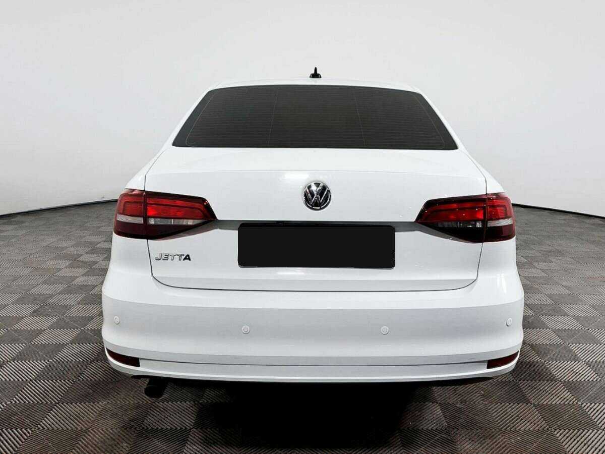 Купить Volkswagen Jetta с пробегом. Фото: #4
