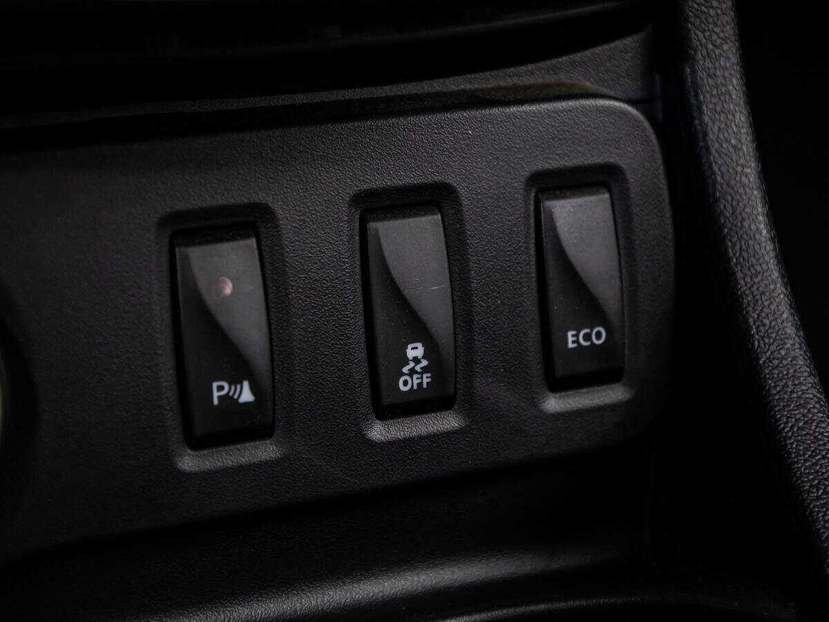 Купить Nissan Terrano с пробегом. Фото: #15