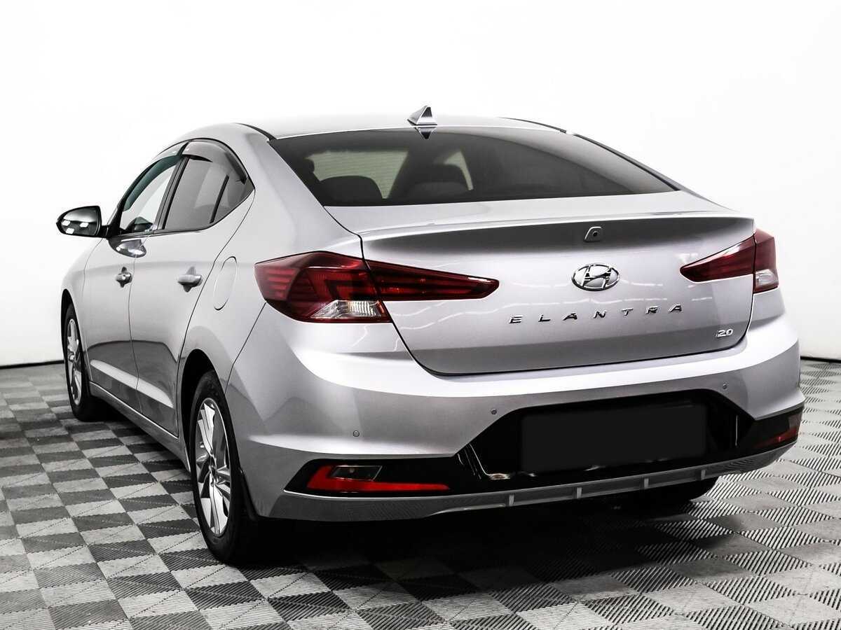 Купить Hyundai Elantra с пробегом. Фото: #6