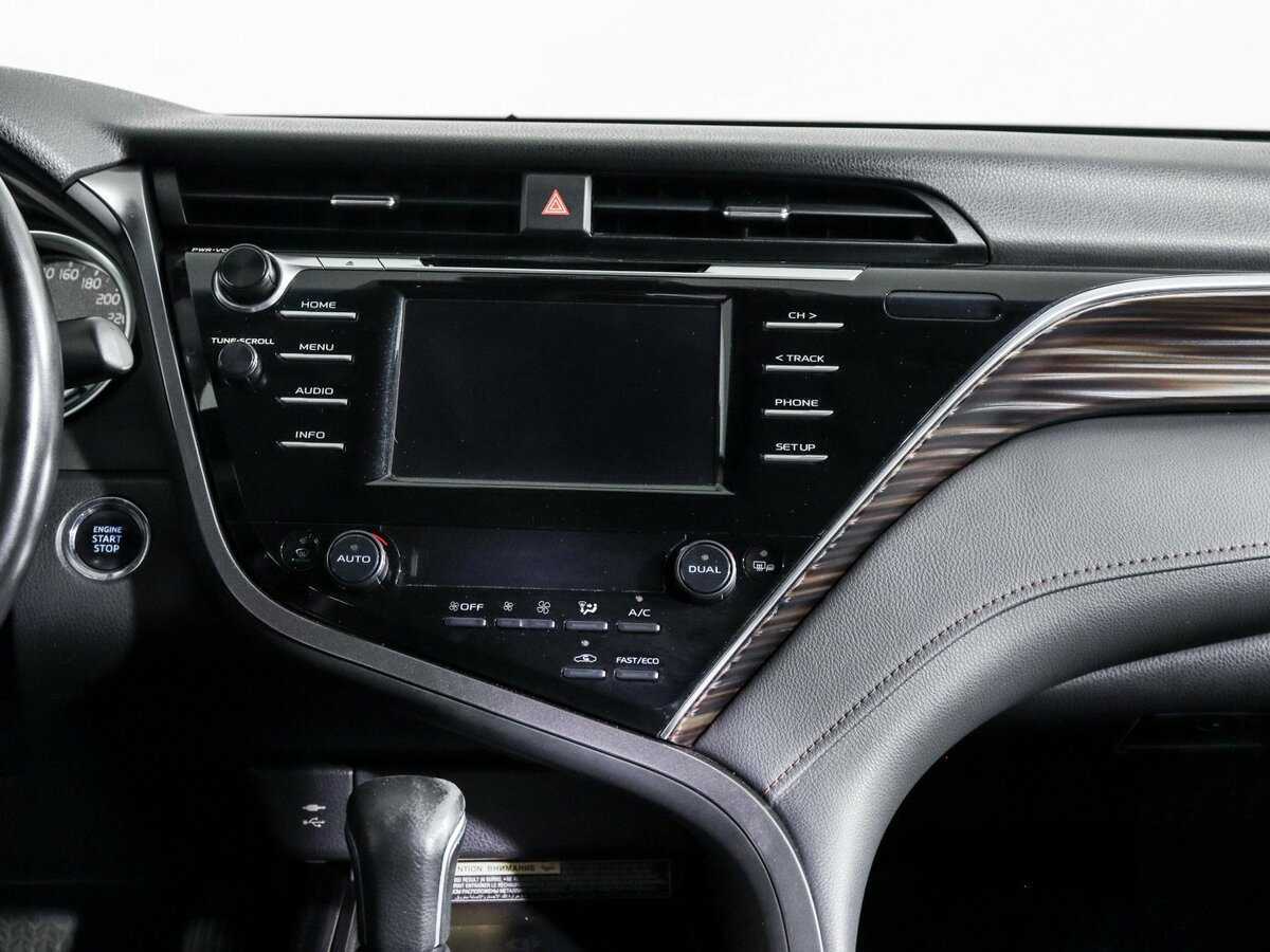 Купить Toyota Camry с пробегом. Фото: #12